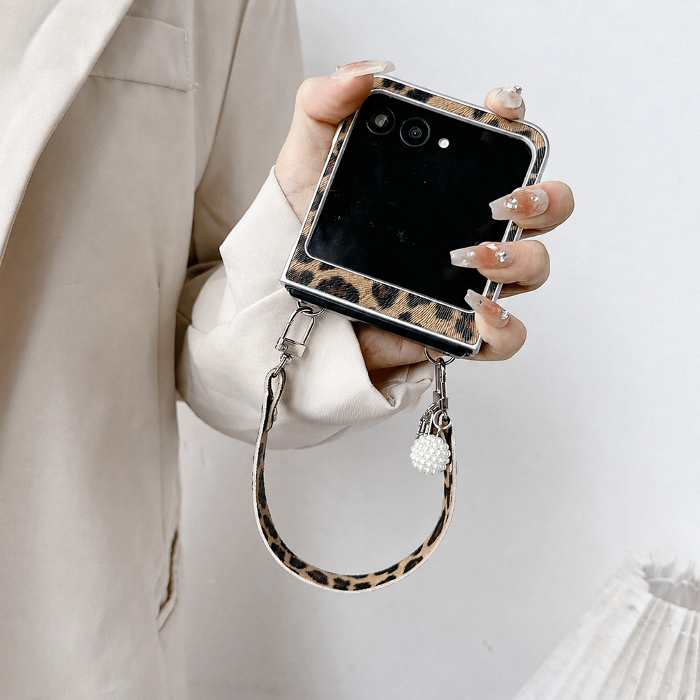 Leopard Print Folding Flip Pho - Photography Unit 评论和价格